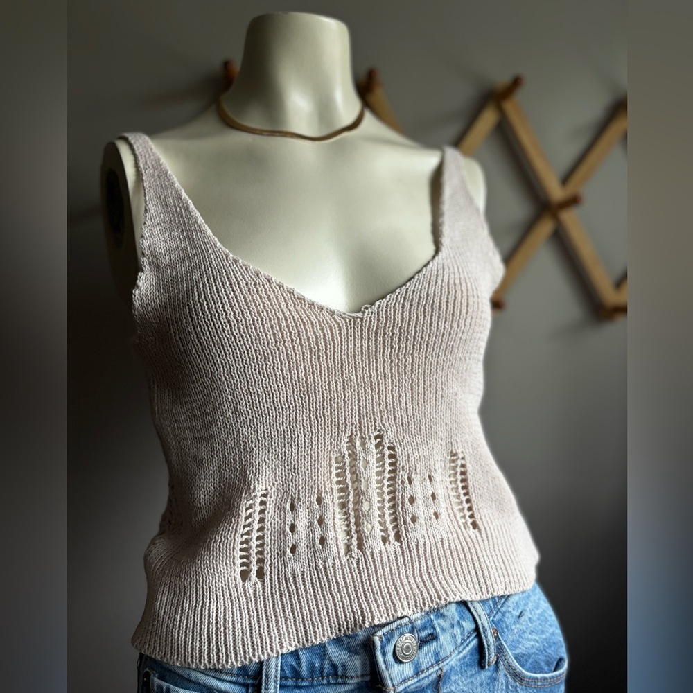 Chic Cream Knit Tank Top - Picture 1 of 4